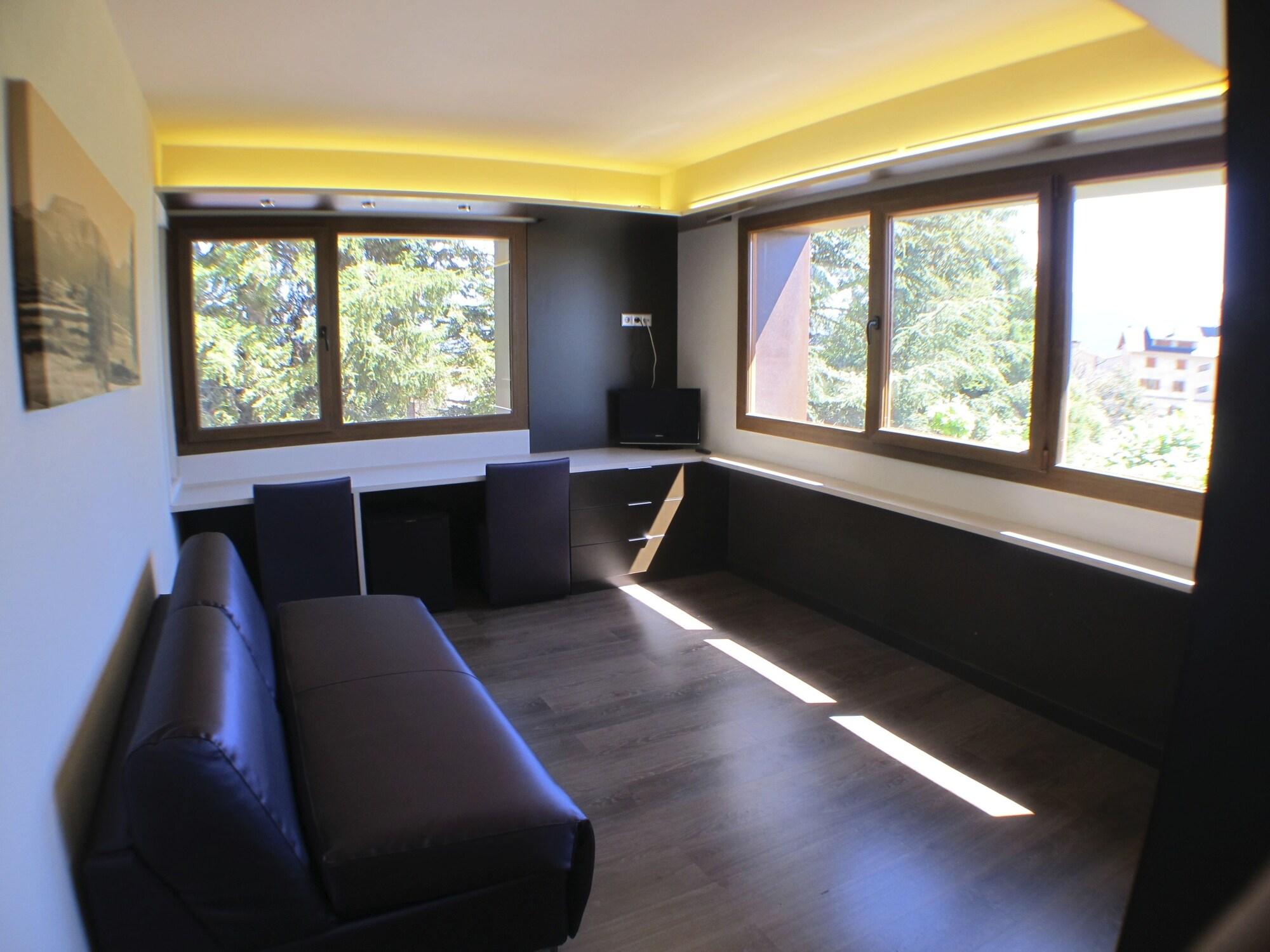Hotel Mirador Lles Eksteriør bilde